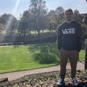 Meet your Posher, Garrett